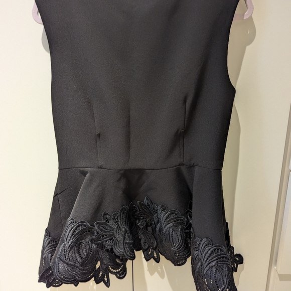 BCBGMAXAZRIA Floral Trim One Button Vest - Picture 3 of 5